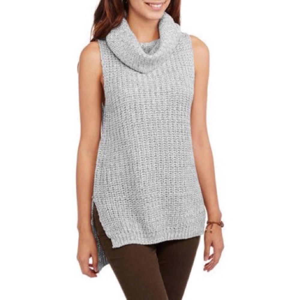 POOF! : High low turtleneck sleeveless sweater